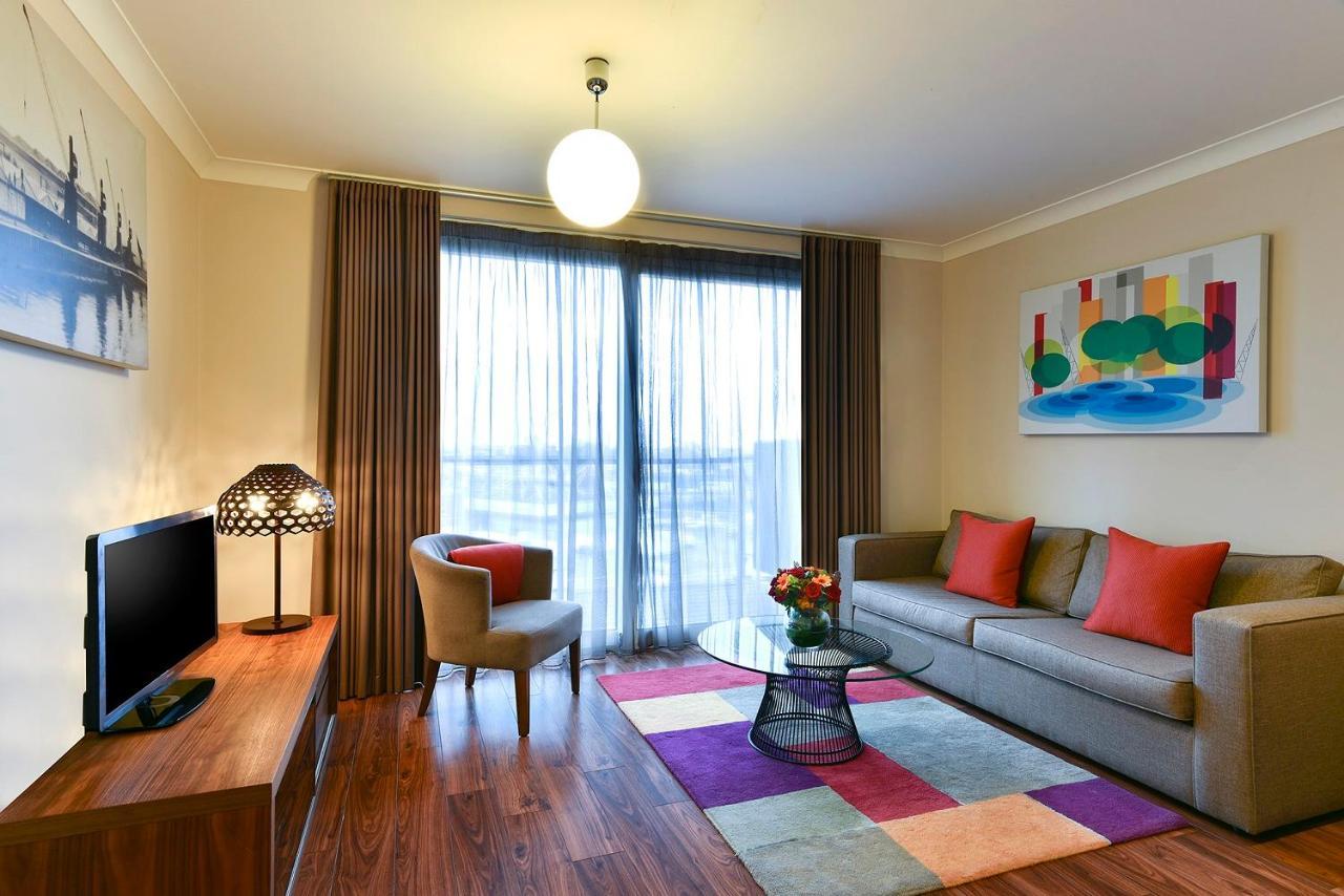 Fraser Place Canary Wharf Лондон Екстер'єр фото